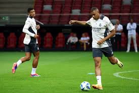 仍有重回巔 仍有重回巔